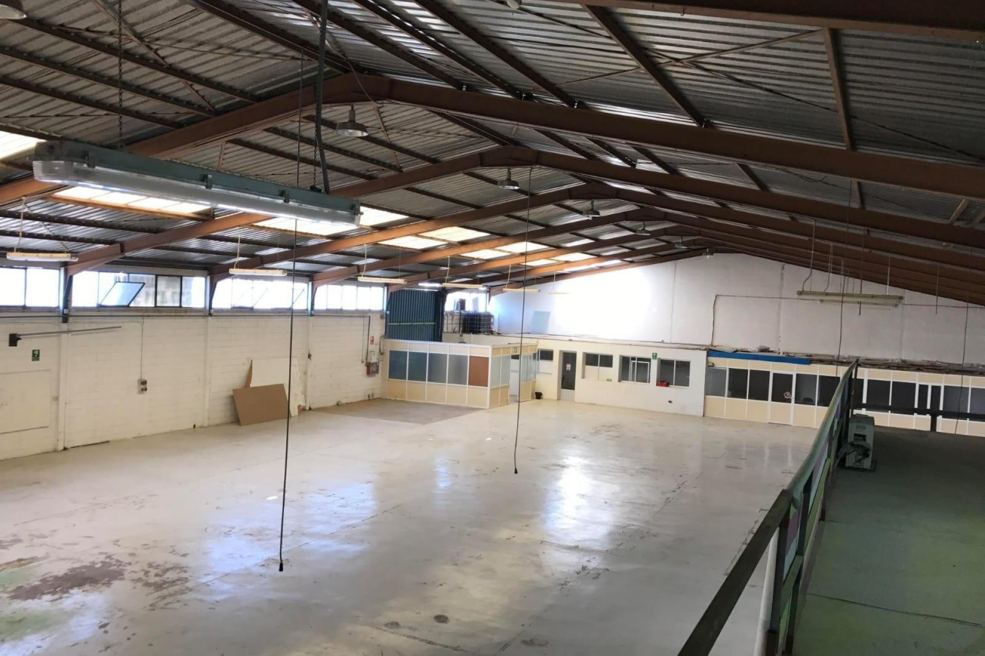 Resale - Nave industrial - Alicante - Ciudad de Asís - Font-Calent - El Bacarot