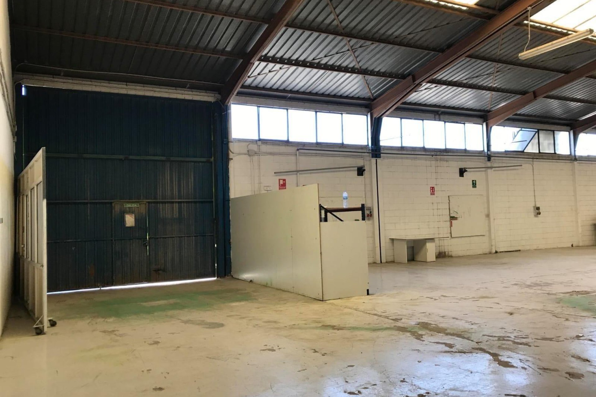Resale - Nave industrial - Alicante - Ciudad de Asís - Font-Calent - El Bacarot