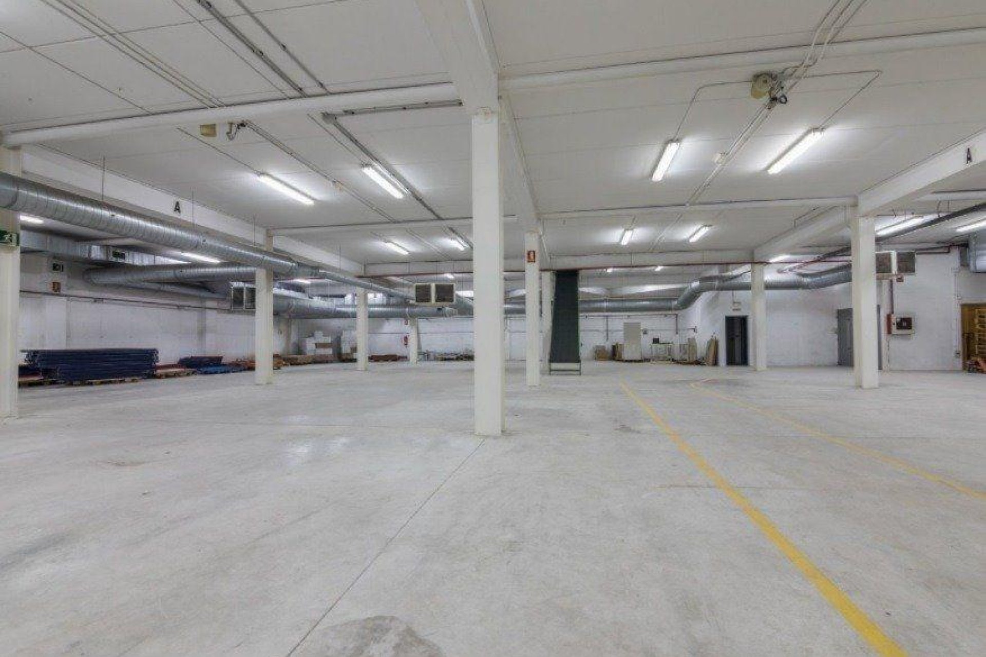 Resale - Nave industrial - Elche Pedanías - Jubalcoi-Saladas