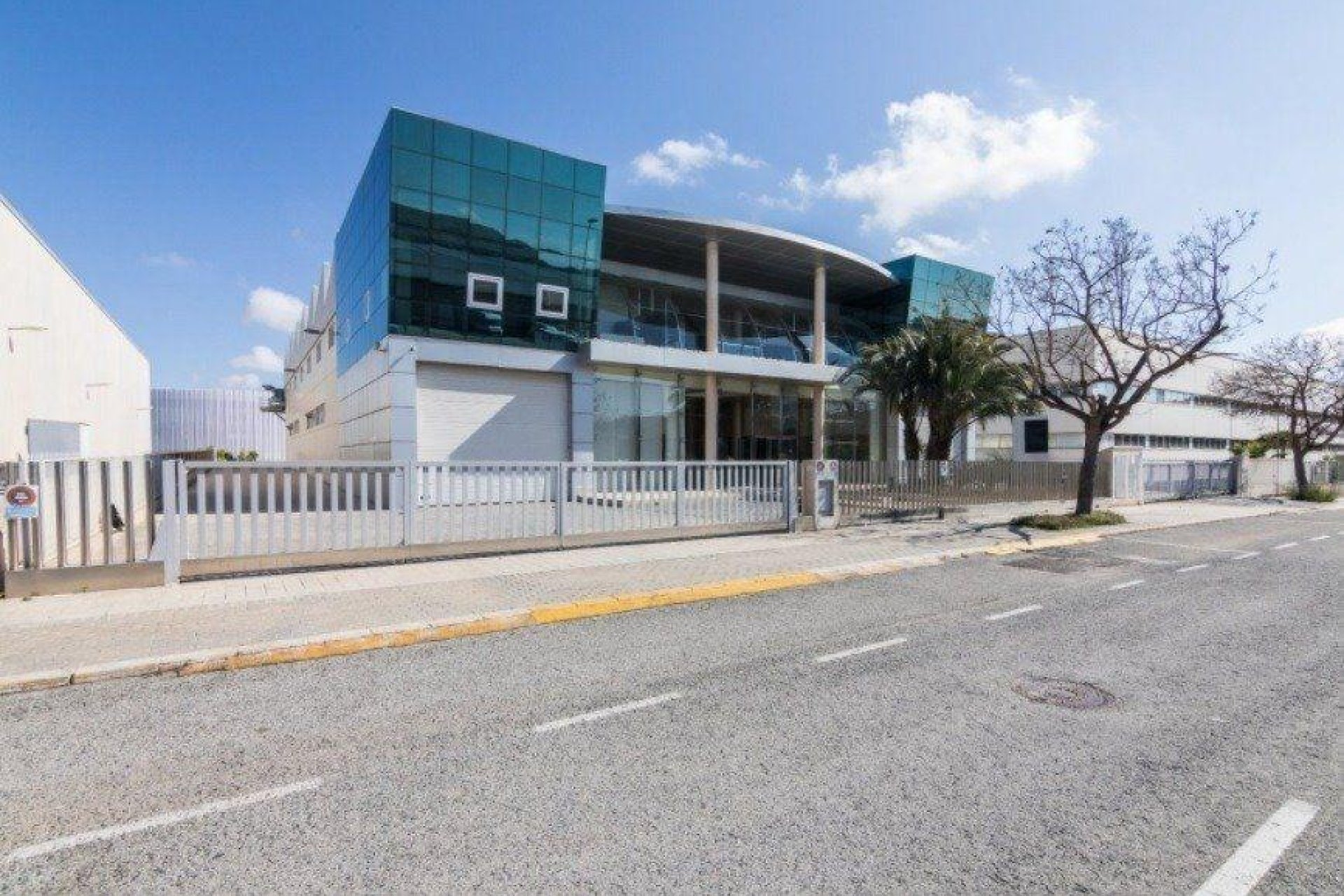 Resale - Nave industrial - Elche Pedanías - Jubalcoi-Saladas