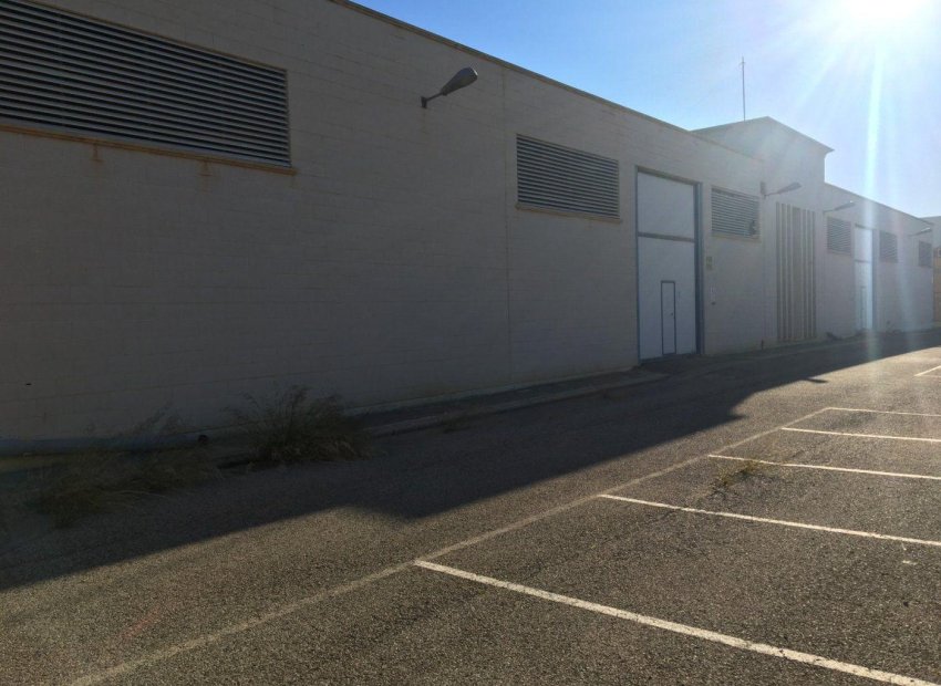 Resale - Nave industrial - Elche Pedanías - Poligono torrellano
