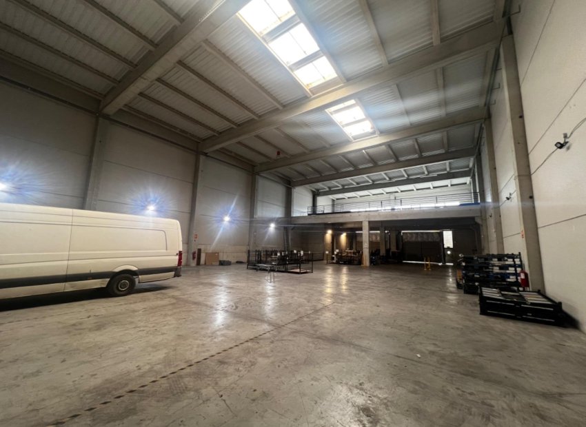 Resale - Nave industrial - Elche Pedanías - Poligono torrellano