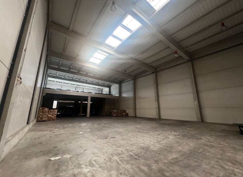 Resale - Nave industrial - Elche Pedanías - Poligono torrellano