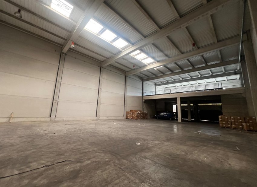 Resale - Nave industrial - Elche Pedanías - Poligono torrellano