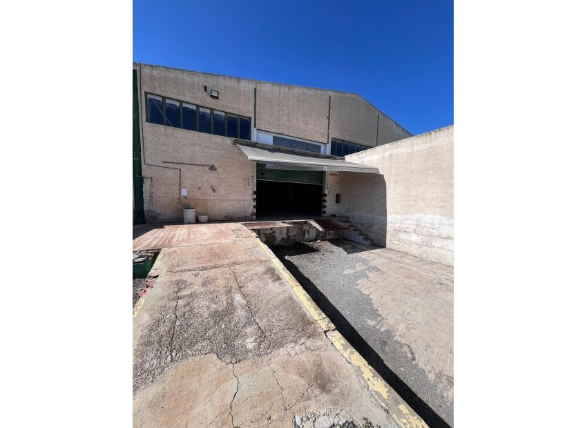 Resale - Nave industrial - Elche