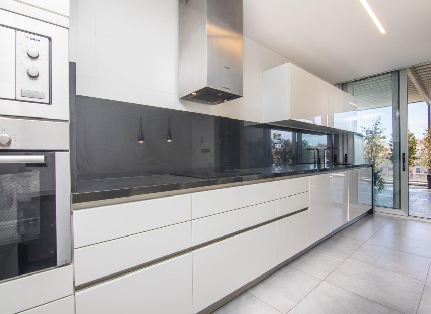 Resale - Penthouse - Elche - Plaza Crevillente-Juzgados