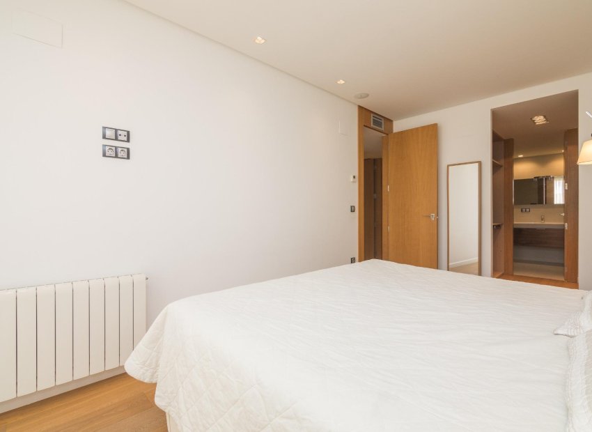 Resale - Penthouse - Elche - Plaza Crevillente-Juzgados