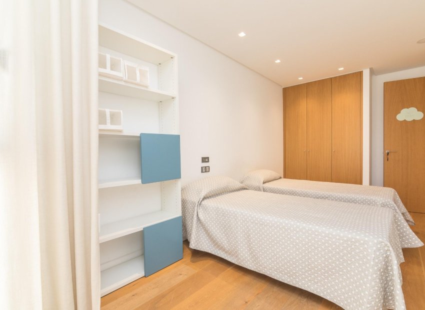 Resale - Penthouse - Elche - Plaza Crevillente-Juzgados