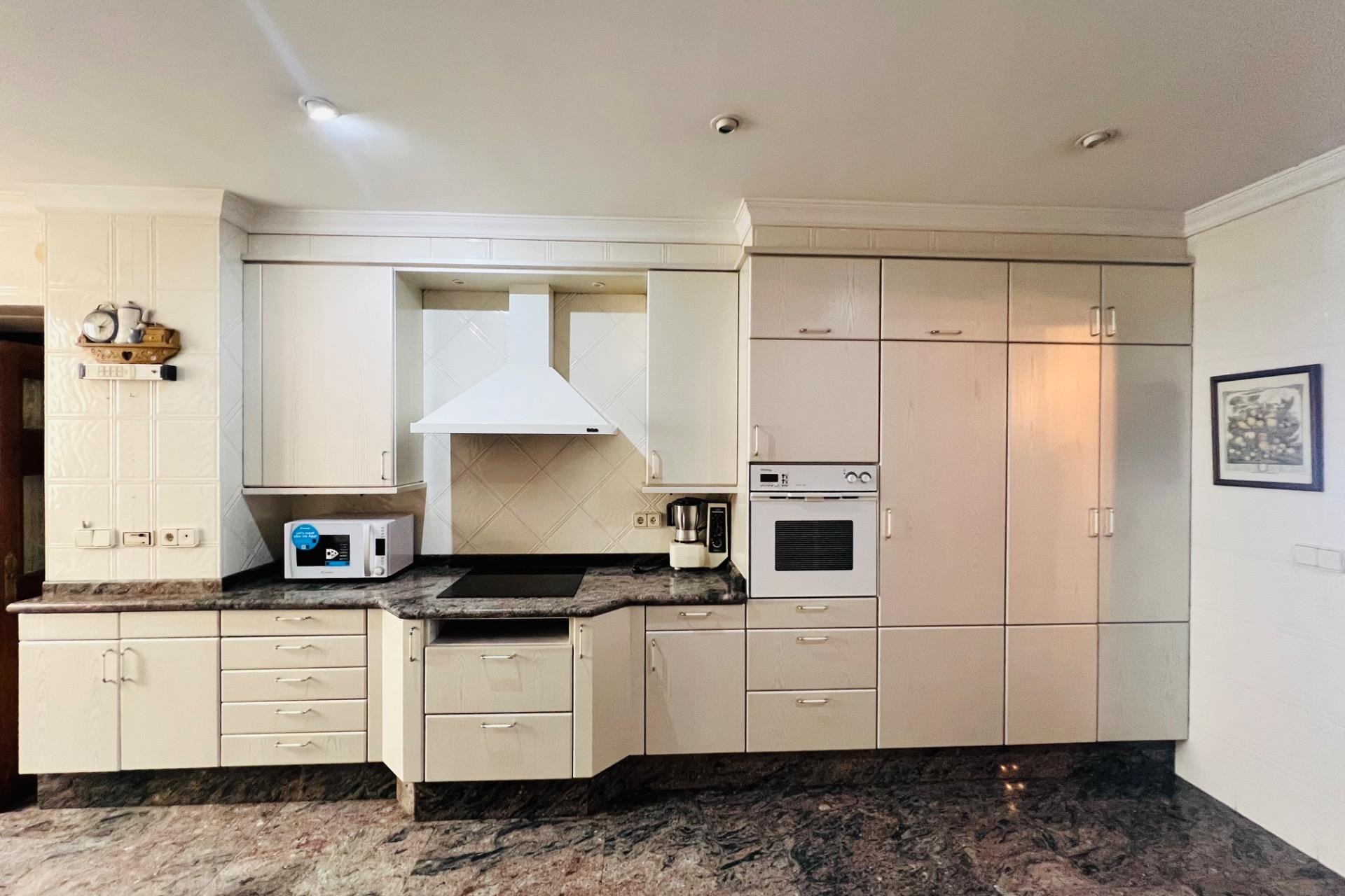 Resale - Piso - Alicante - Centro Tradicional