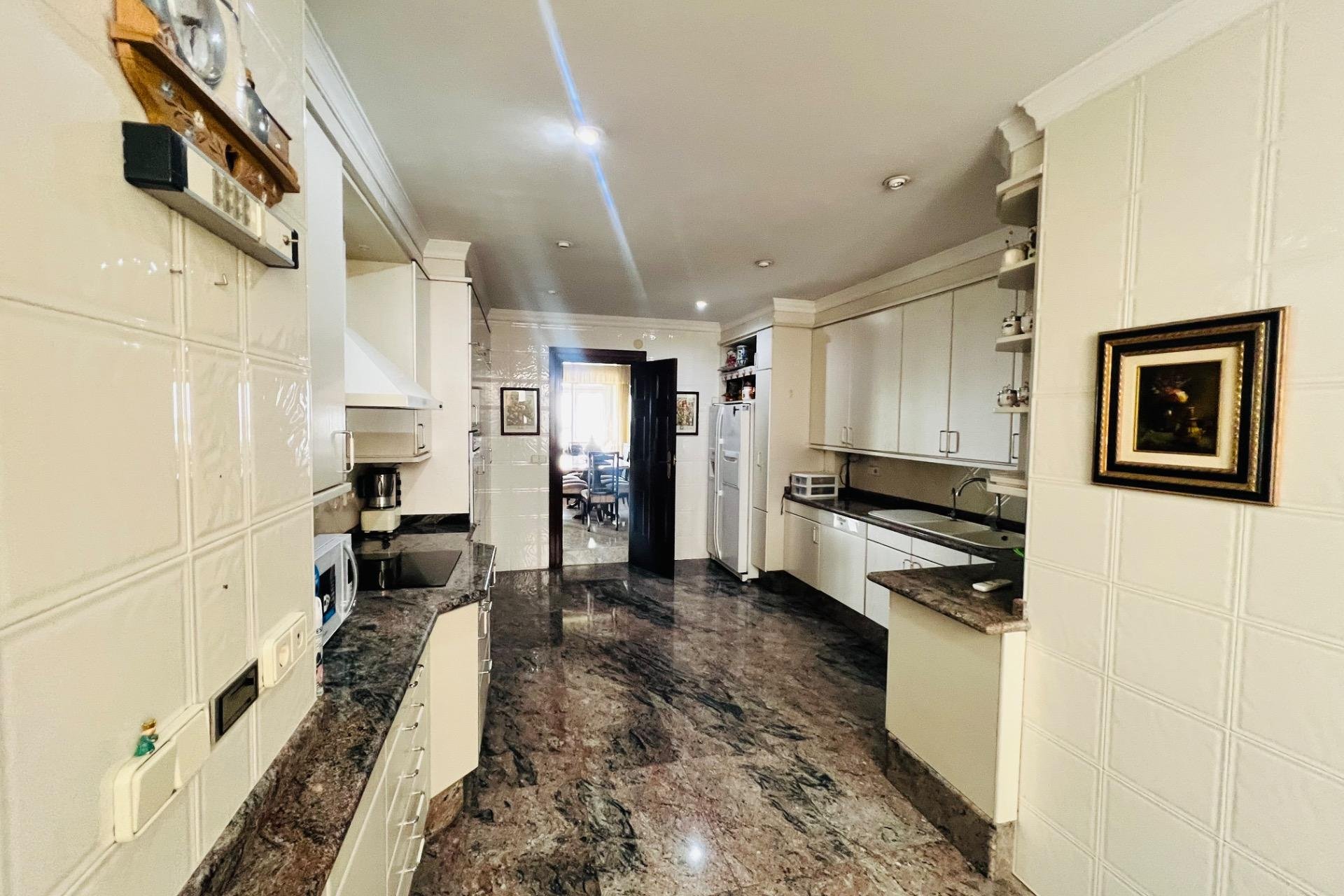 Resale - Piso - Alicante - Centro Tradicional