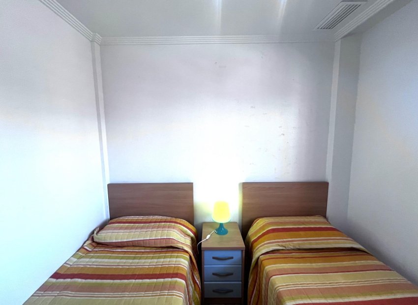 Resale - Piso - Arenales del Sol