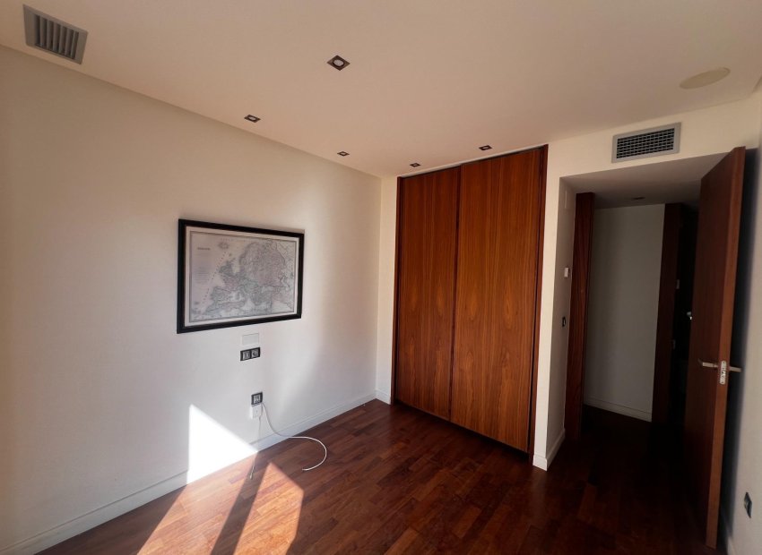 Resale - Piso - Elche - Asilo - Pisos Azules