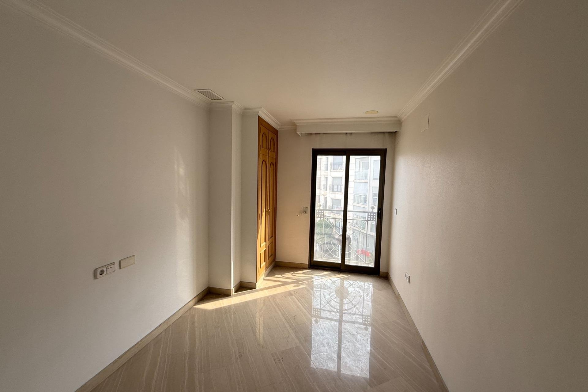 Resale - Piso - Elche - Centro