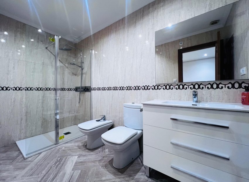 Resale - Piso - Elche - Centro