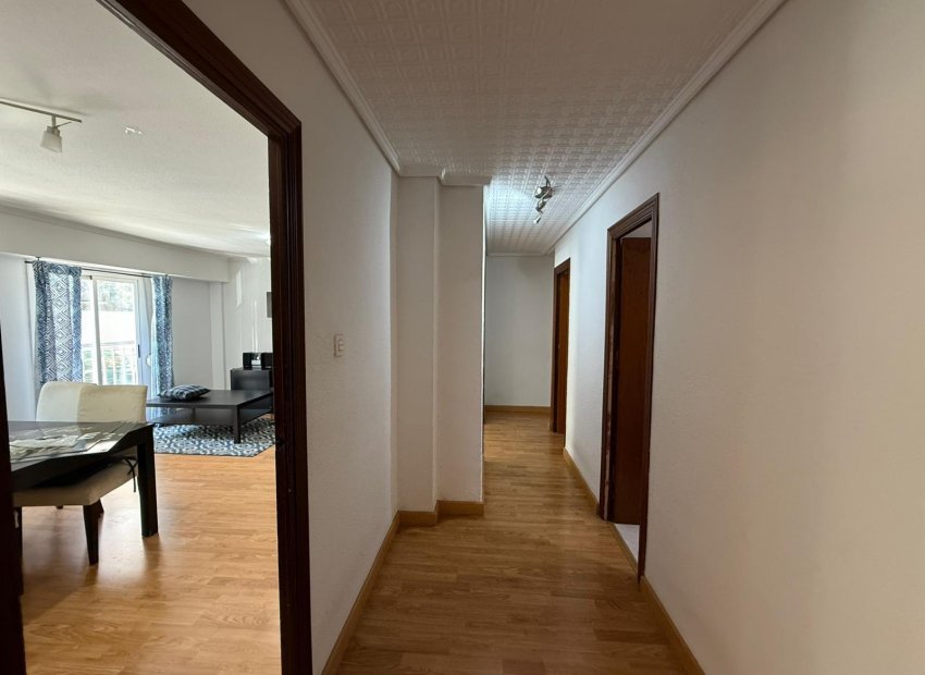 Resale - Piso - Elche - Torreta - Portalada