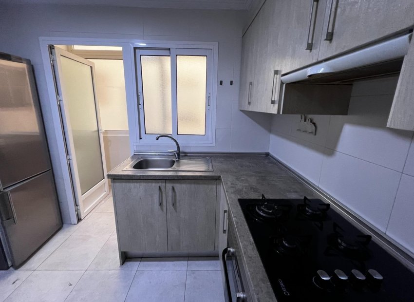 Resale - Piso - Elche - Torreta - Portalada