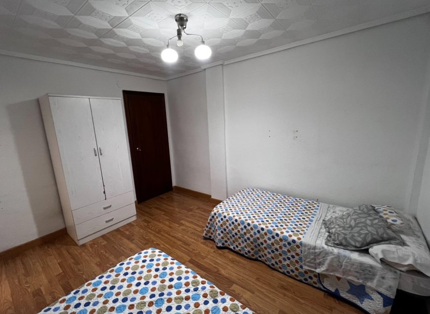 Resale - Piso - Elche - Torreta - Portalada
