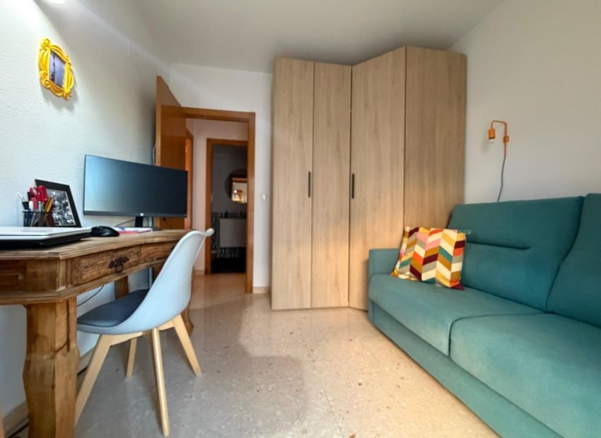 Resale - Piso - Elche - Zona Deportiva-Nuevo Altabix