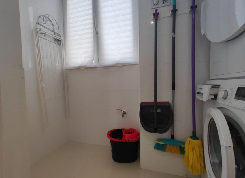 Resale - Piso - Torrevieja - Playa de la mata