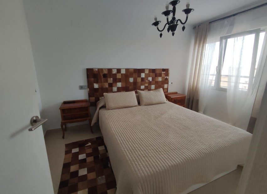 Resale - Piso - Torrevieja - Playa de la mata