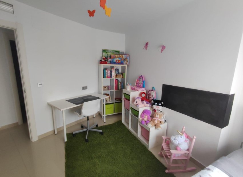 Resale - Piso - Torrevieja - Playa de la mata