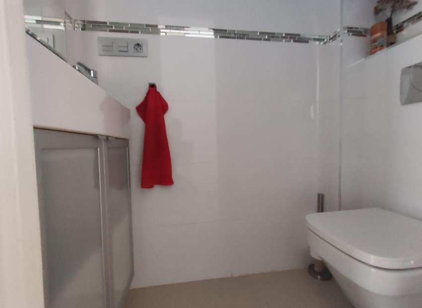 Resale - Piso - Torrevieja - Playa de la mata