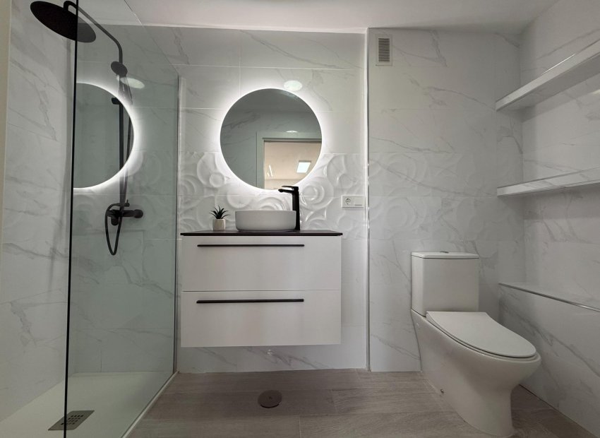 Resale - Piso - Torrevieja - Playa de los Naufragos