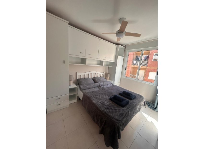 Resale - Piso - Torrevieja - Playa de los Naufragos