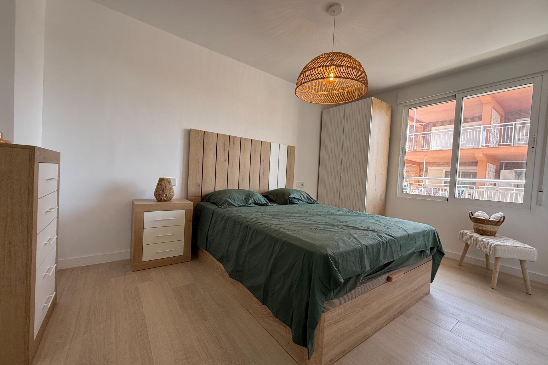 Resale - Piso - Torrevieja - Playa de los Naufragos