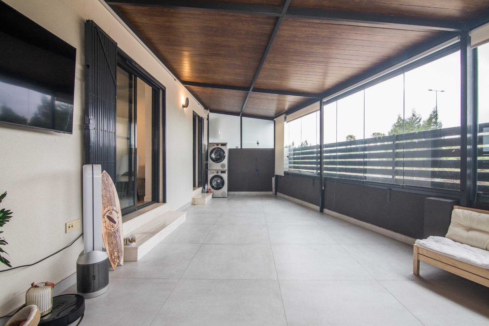 Resale - Planta baja - Elche - Travalón