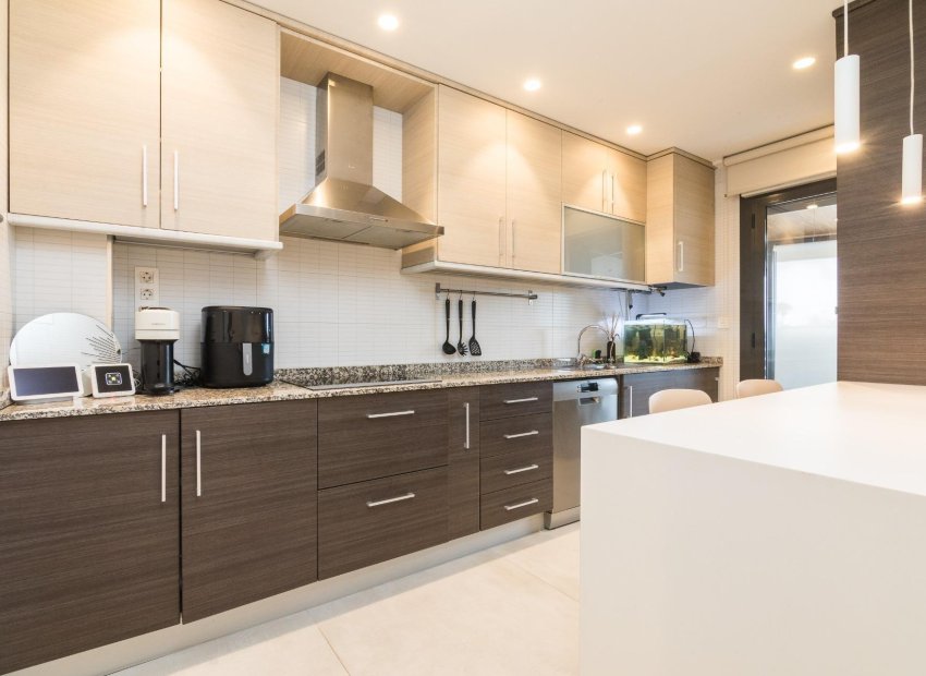 Resale - Planta baja - Elche - Travalón