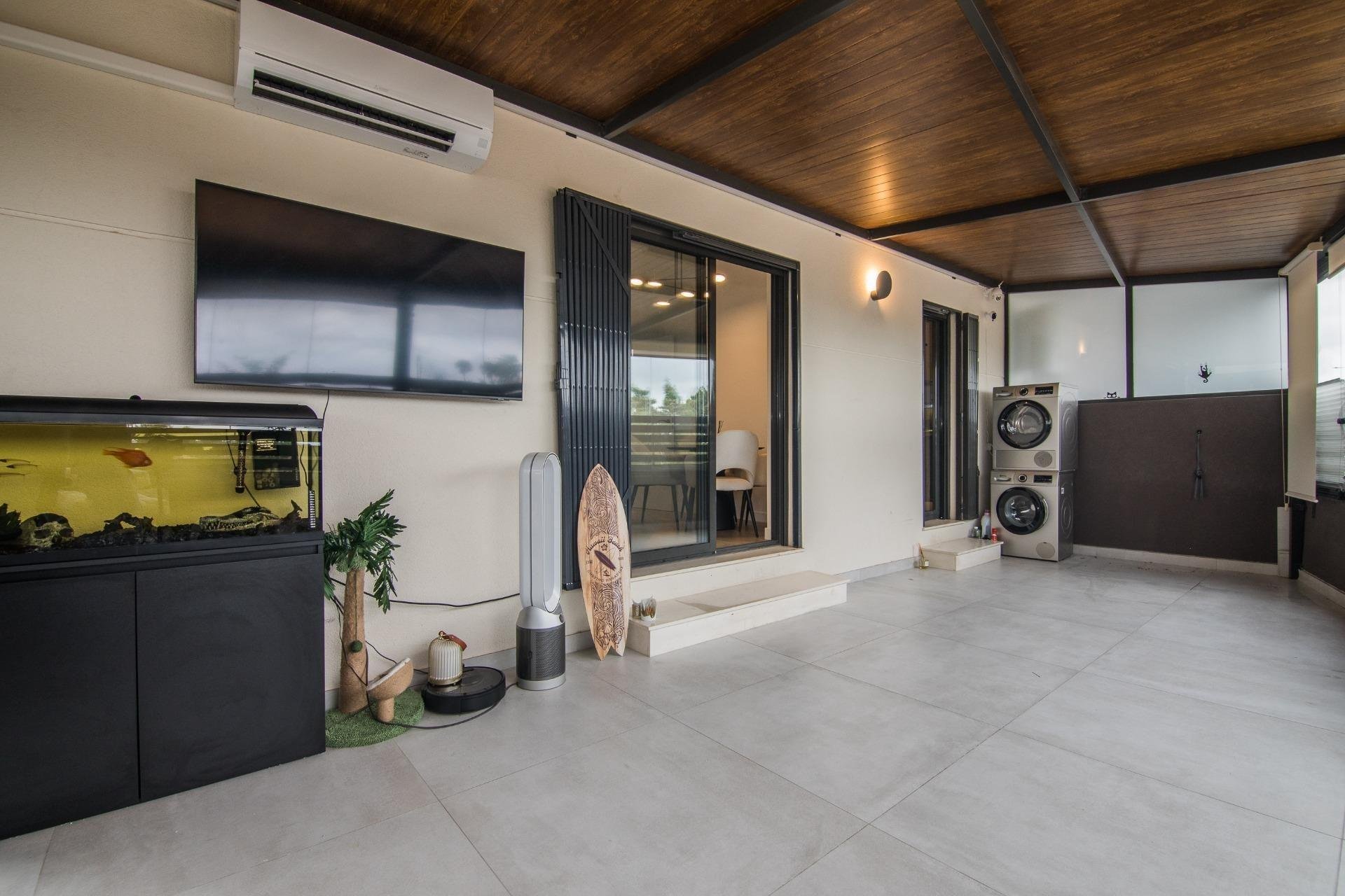 Resale - Planta baja - Elche - Travalón