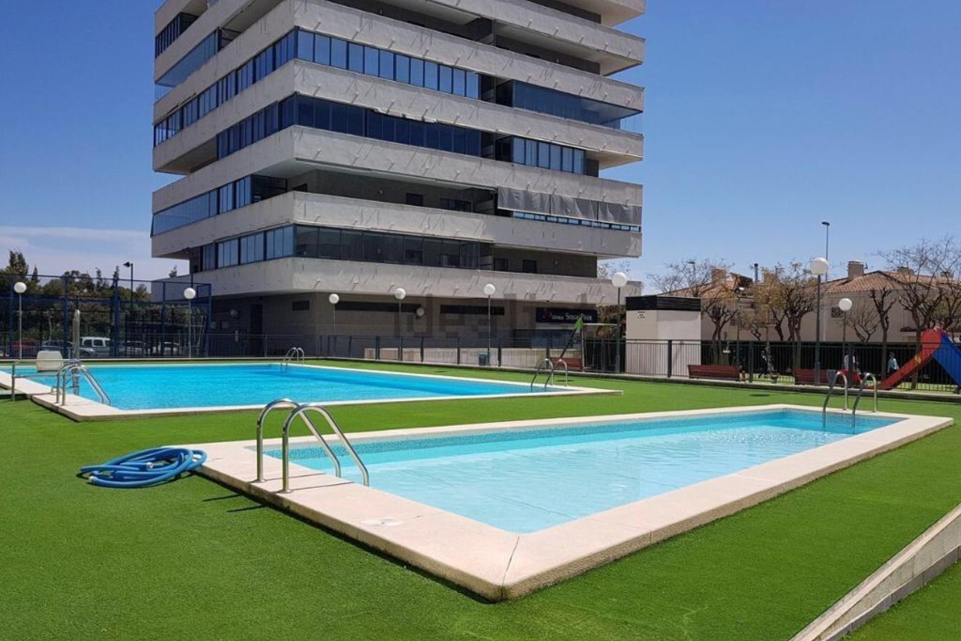 Resale - Planta baja - Elche - Zona Universidad