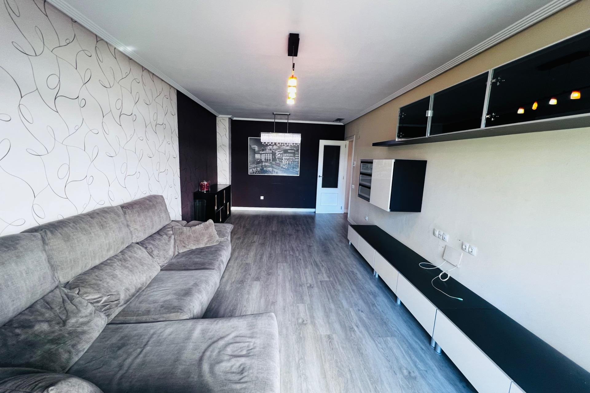 Resale - Planta baja - Elche - Zona Universidad