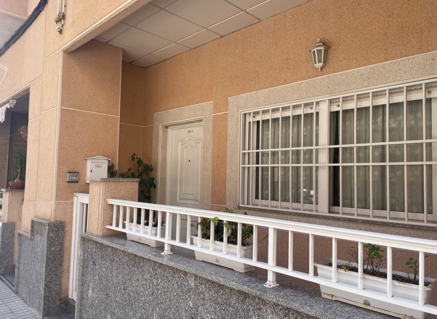 Resale - Planta baja - Torrellano