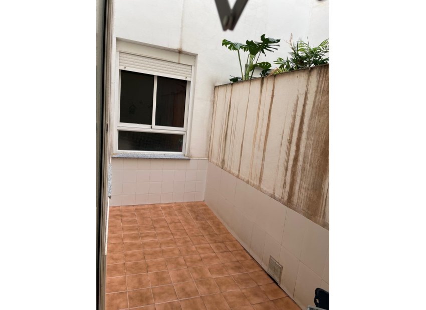 Resale - Planta baja - Torrellano