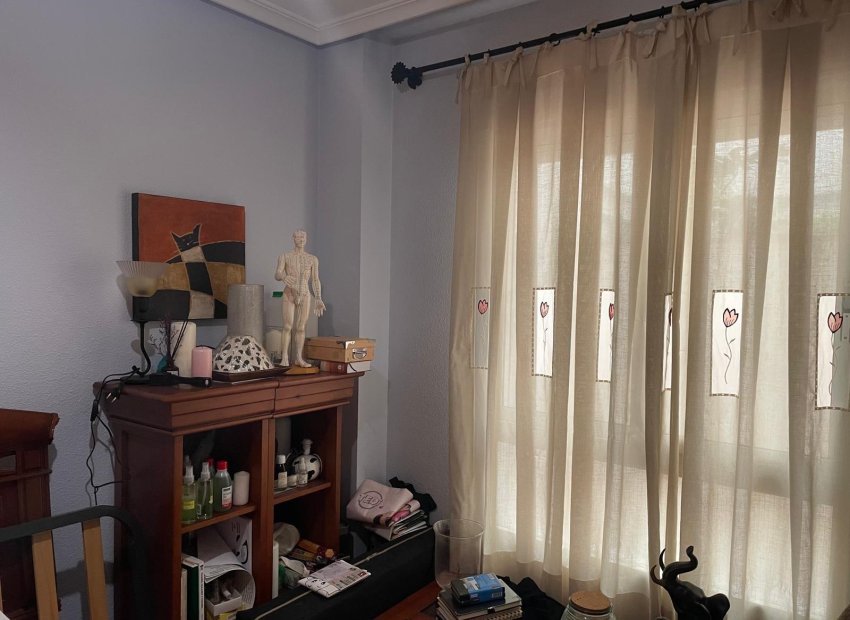 Resale - Planta baja - Torrellano