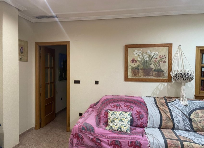 Resale - Planta baja - Torrellano