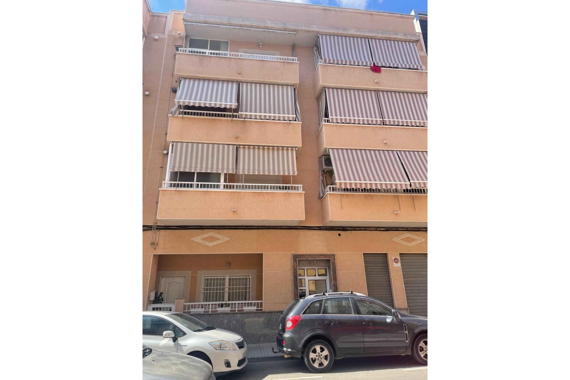 Resale - Planta baja - Torrellano