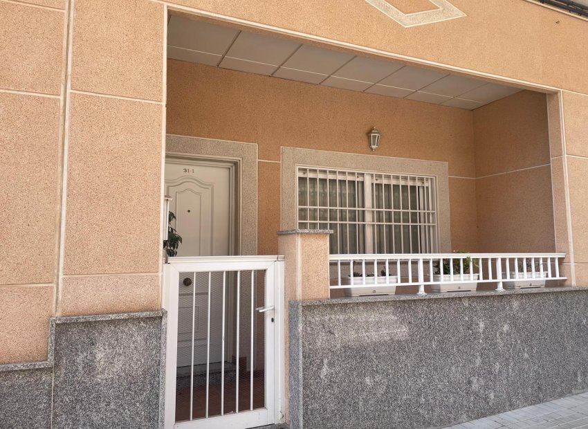 Resale - Planta baja - Torrellano