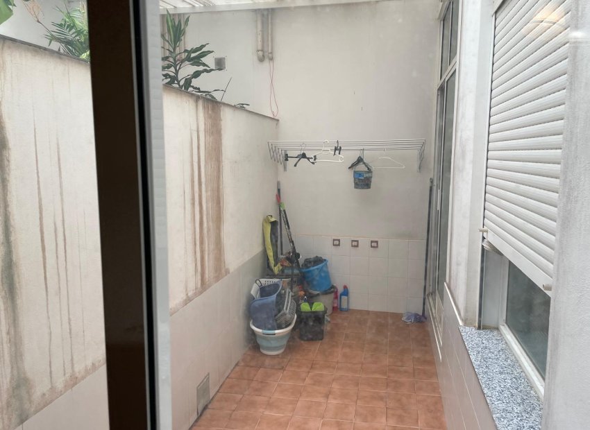 Resale - Planta baja - Torrellano