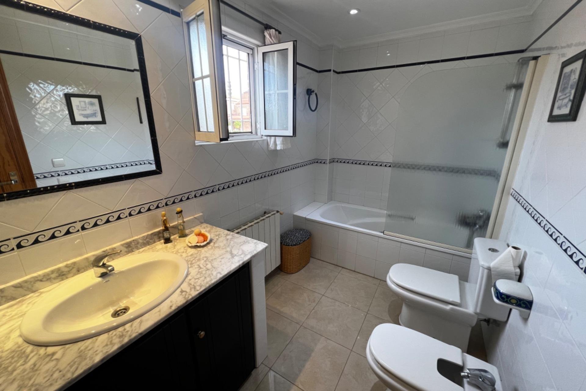 Resale - Townhouse - Elche - Bonavista