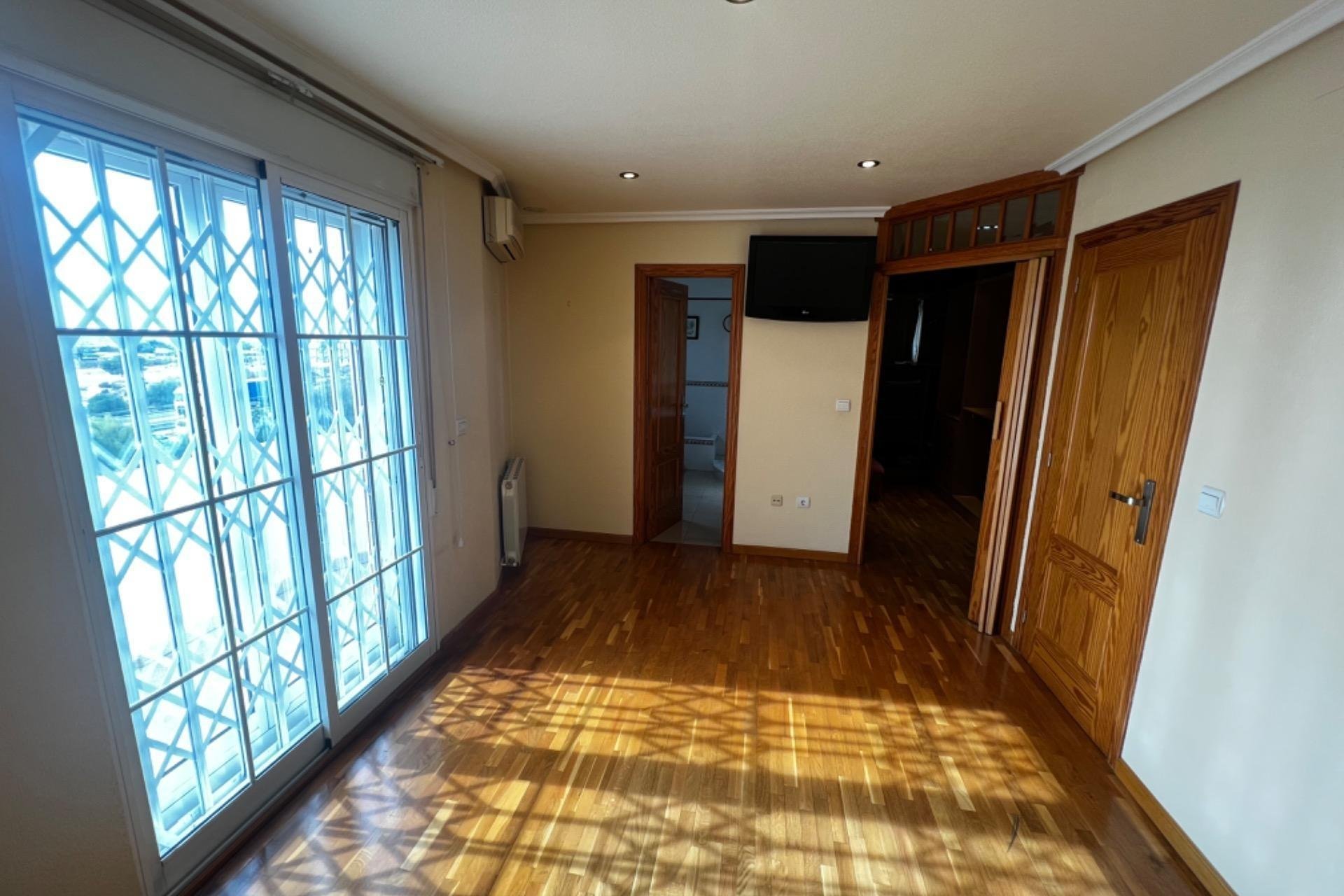 Resale - Townhouse - Elche - Bonavista