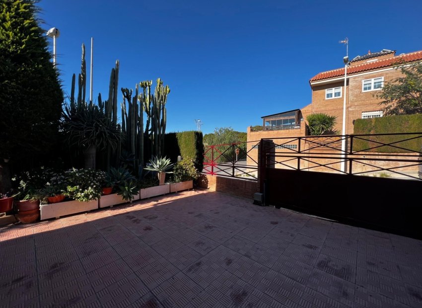 Resale - Townhouse - Elche - Bonavista