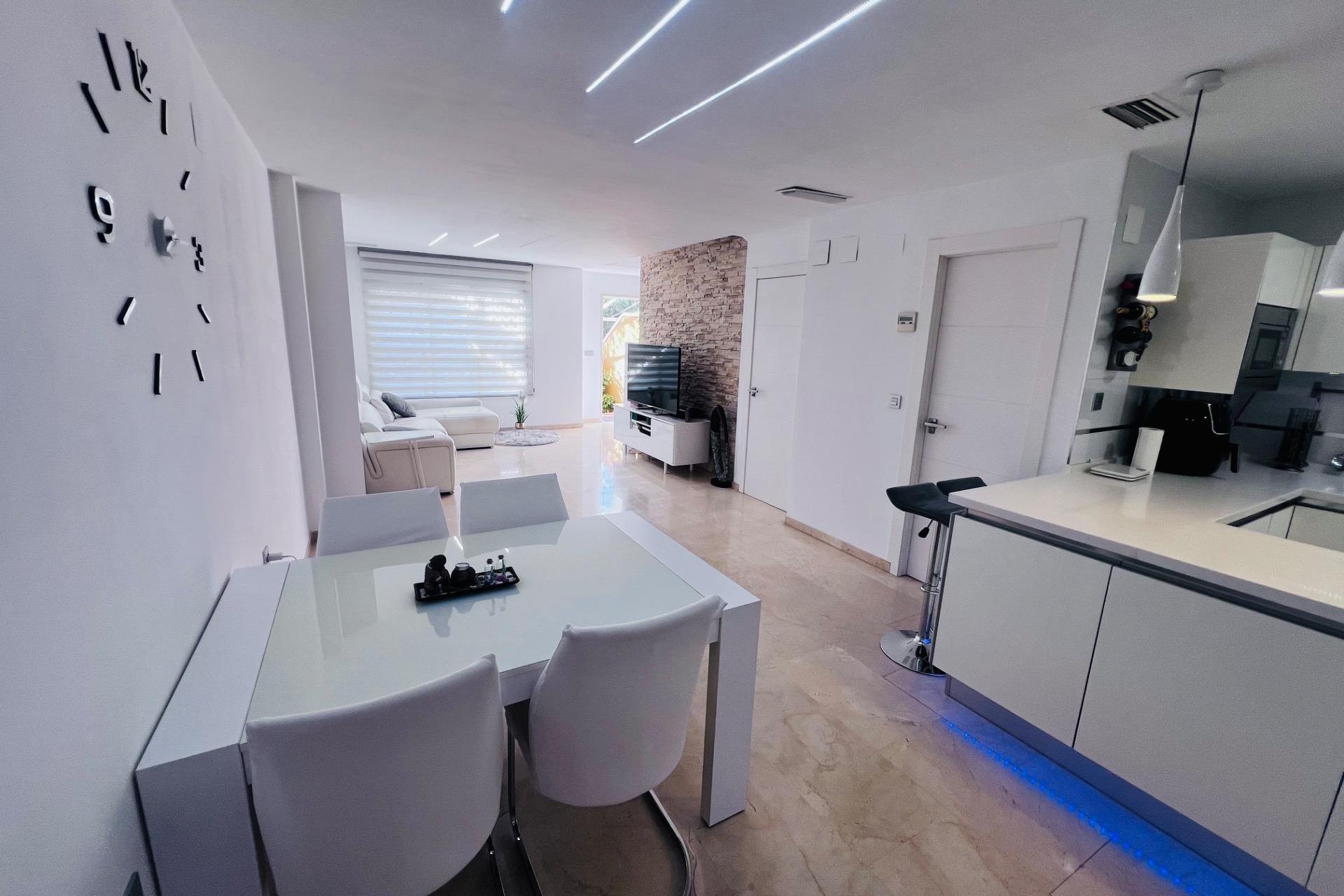 Resale - Townhouse - Elche - Campo de Fútbol