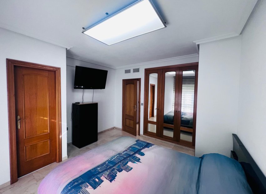 Resale - Townhouse - Elche - Campo de Fútbol