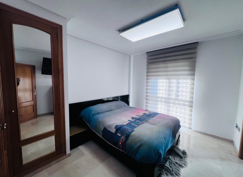 Resale - Townhouse - Elche - Campo de Fútbol