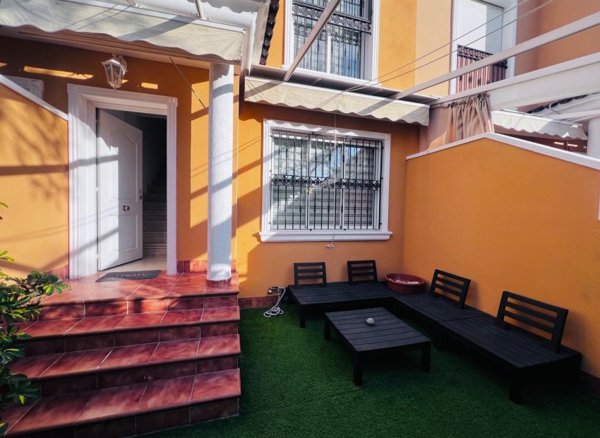 Resale - Townhouse - Elche - Campo de Fútbol