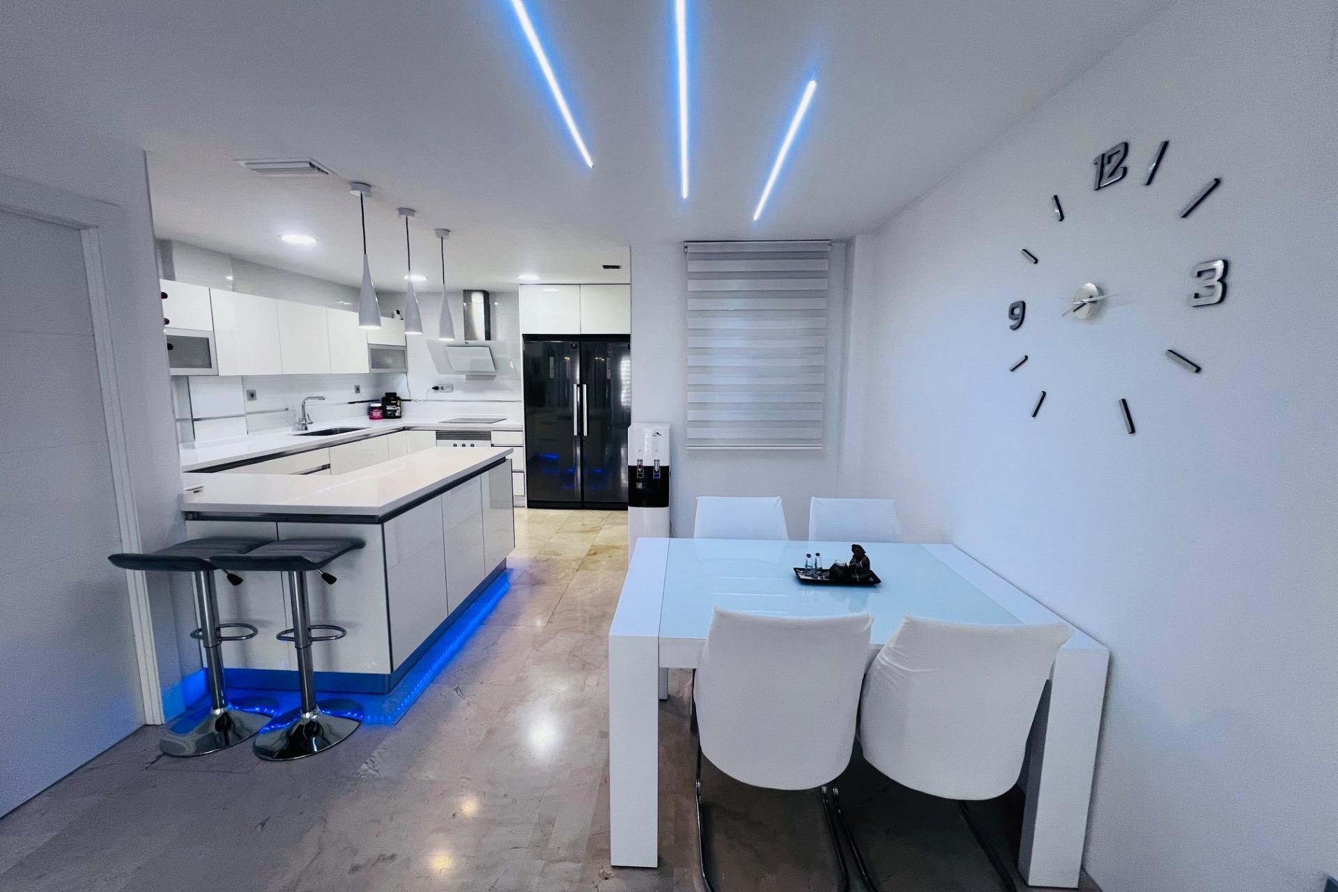 Resale - Townhouse - Elche - Campo de Fútbol