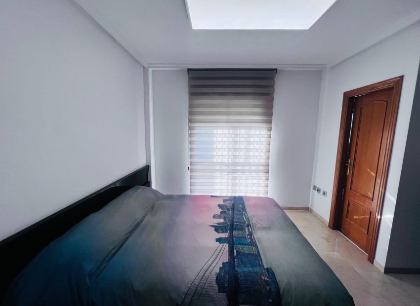 Resale - Townhouse - Elche - Campo de Fútbol